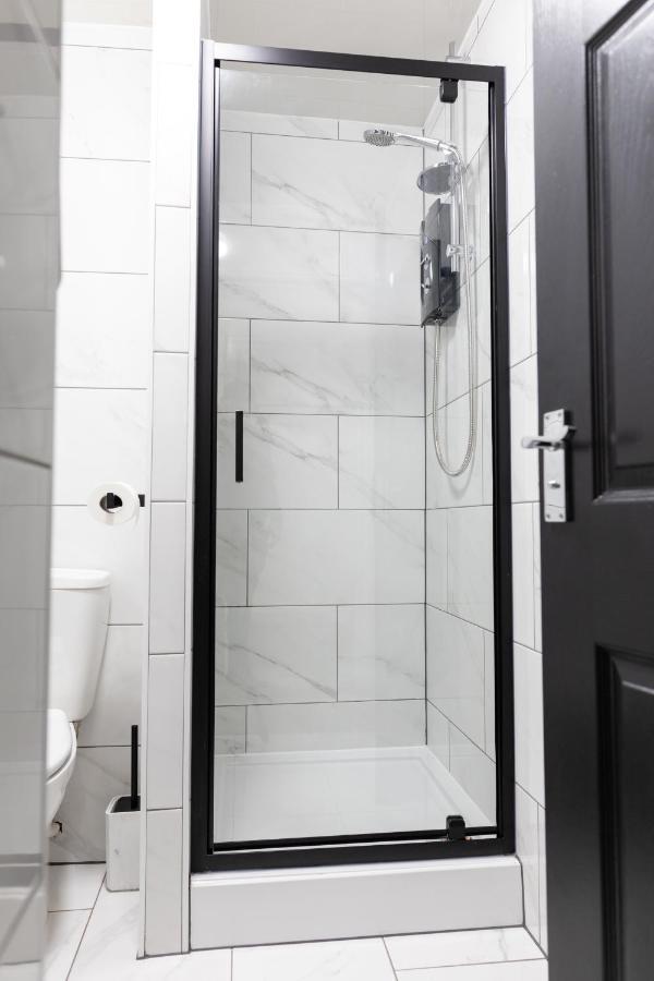 Chic Urban 2 Bedroom Apartments 卡迪夫 外观 照片
