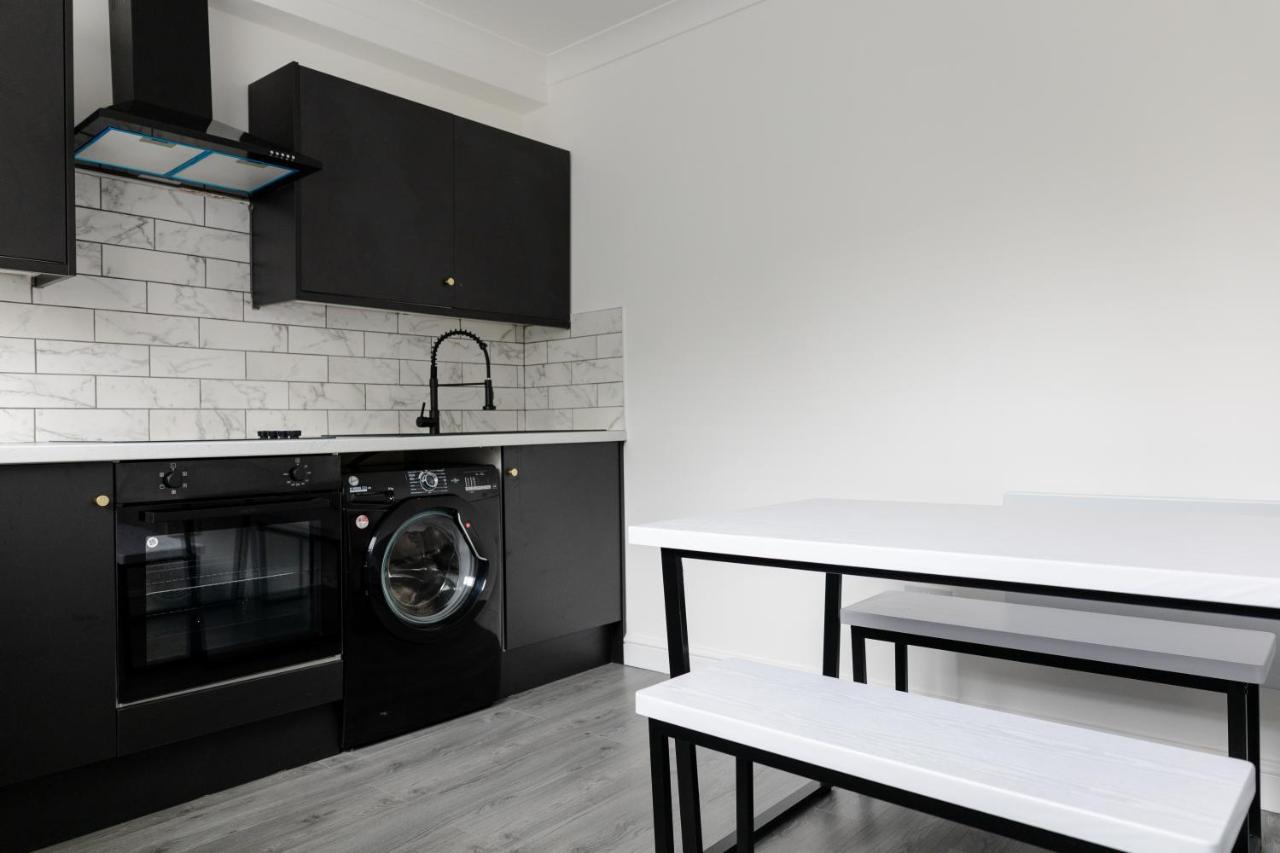 Chic Urban 2 Bedroom Apartments 卡迪夫 外观 照片