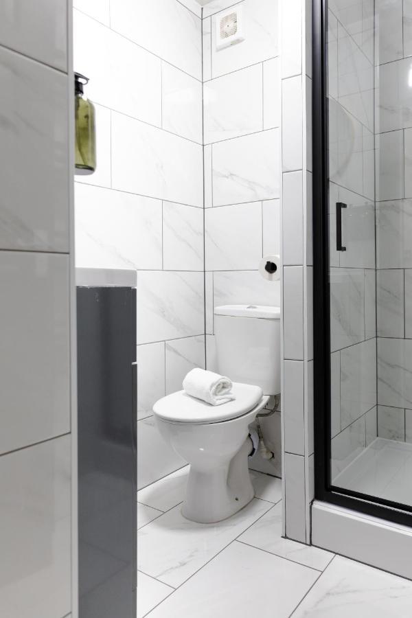 Chic Urban 2 Bedroom Apartments 卡迪夫 外观 照片